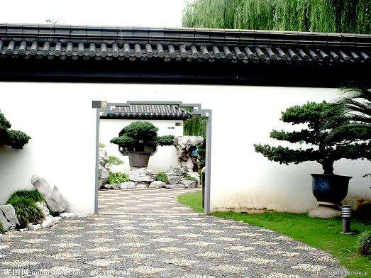 南通盆景协会7月22日在市农林宾馆宣布成立