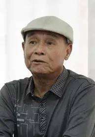 郑永泰实例展示马尾松盆景针控全过程