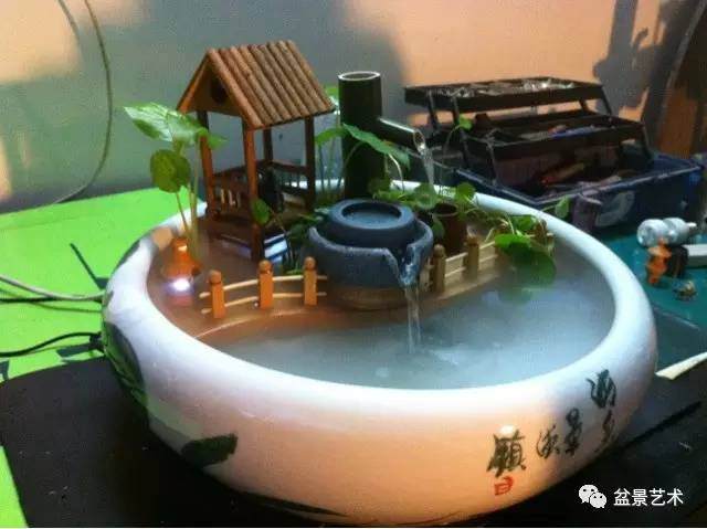 盆景艺术不由自主的想分享给盆友