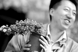 北海菊花展 菊花盆景酷似&ldquo;猫王&rdquo;发型(图)