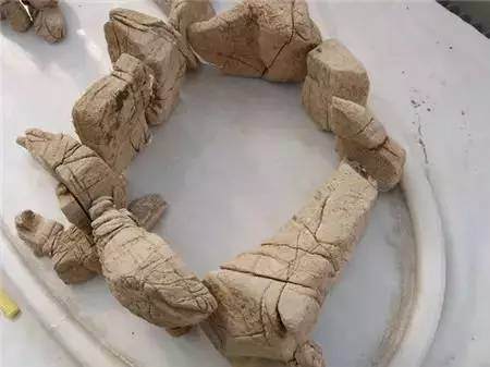 图解 DIY自己制作一个山水盆景的方法