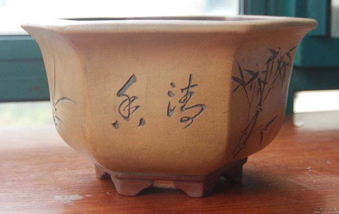 王选民与鲍旭琦漫谈宜兴紫砂盆