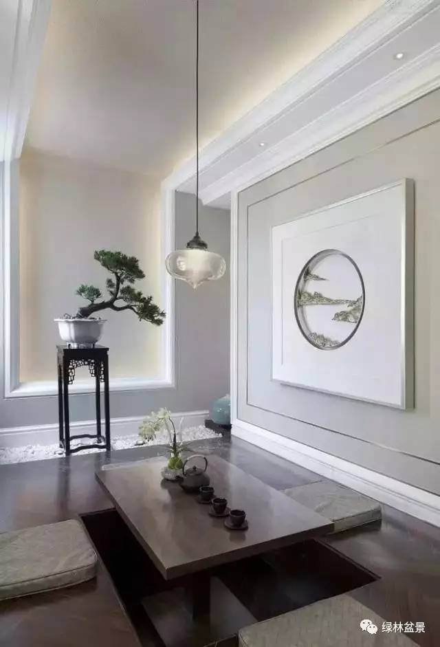 盆景制作过程中的空间与禅意