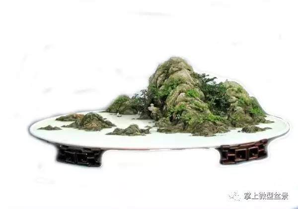 山水盆景的立意有两种情况