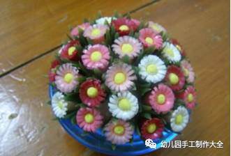 幼儿园手工吸管变废为宝制作漂亮的菊花盆景