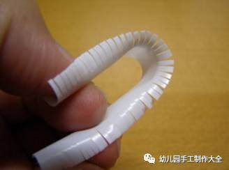 幼儿园手工吸管变废为宝制作漂亮的菊花盆景