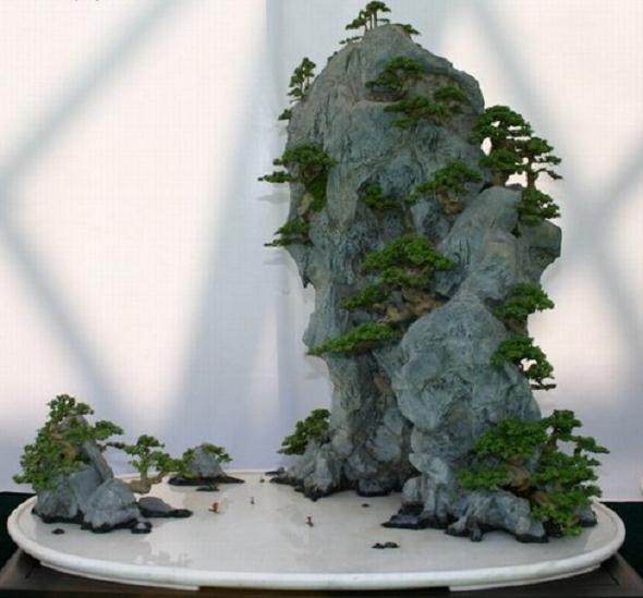 通派盆景代表人物朱宝祥大师