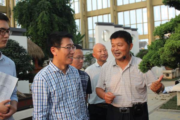 清江浦区 城南街道党工委书记王锋一行来如考察