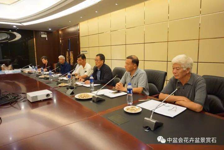 推荐BCI国际盆景大师评审工作会议在广州召开