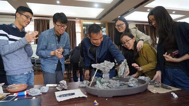 英石叠山盆景制作分为4个规律