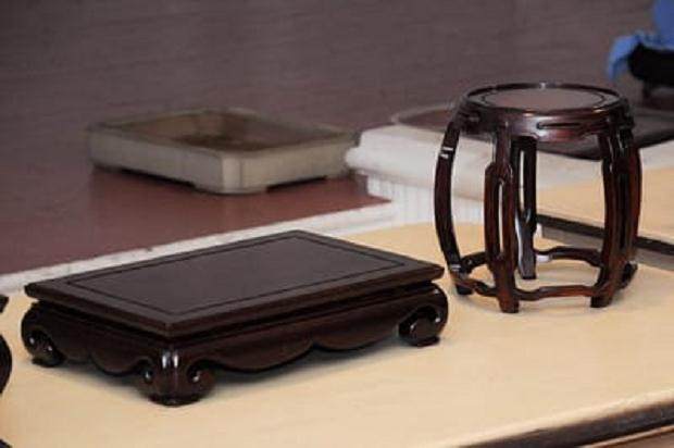 图解 如何搭建好的盆景展台的5个步骤