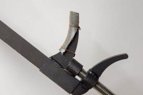 图解 如何使用盆景工具 C型钳子的方法