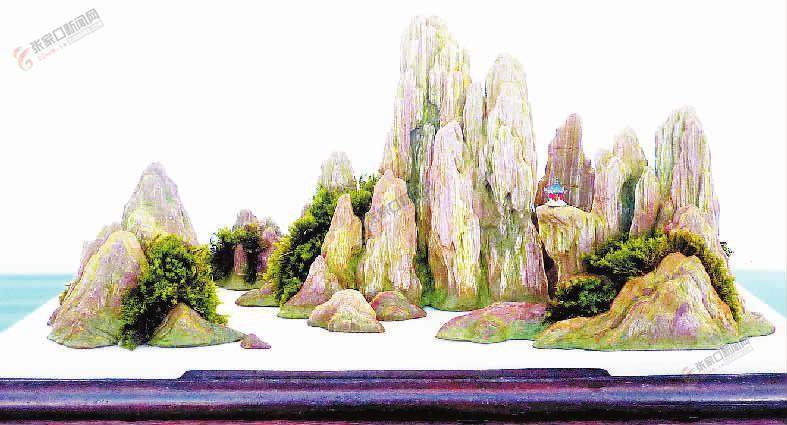 大学毕业后 陈文朝对盆景艺术的热忱不减