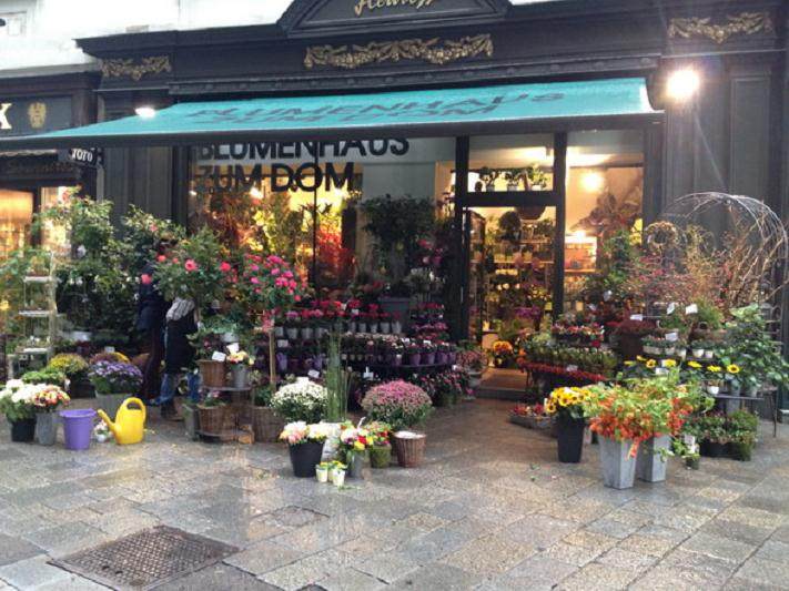 微博花店的风生水起 到实体花店的惨淡经营