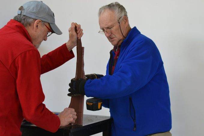 图解 现场演示藤枫盆景的制作过程