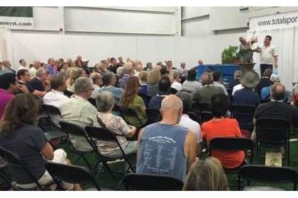 我在美国国家盆景展上的演示