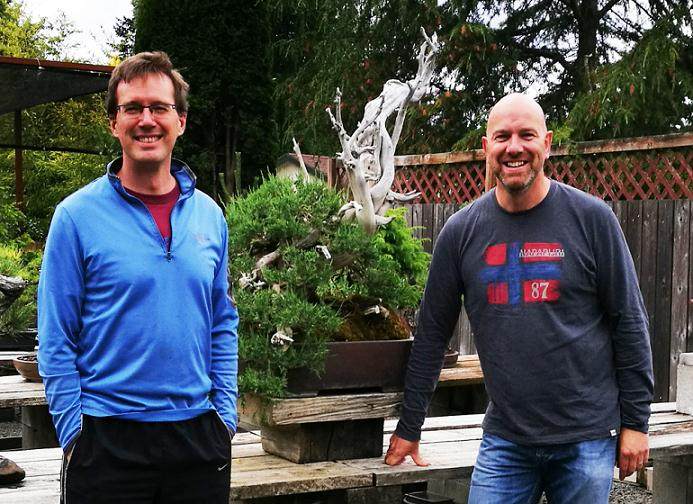 请欣赏老外制作的山楂盆景