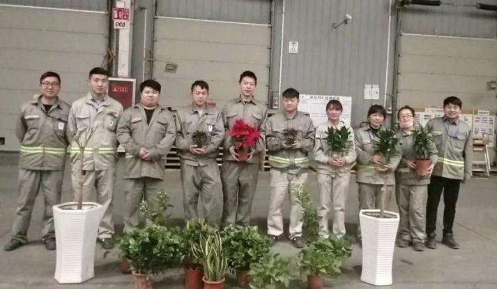 郑州PDC组织了一场以春为主题的盆景种植活动