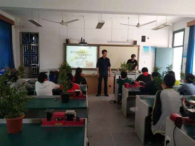 港沿镇第一期黄杨盆景造型兴趣班结业