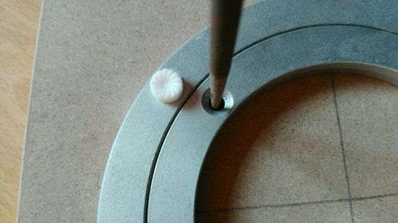 图解 怎么自制盆景转台的方法