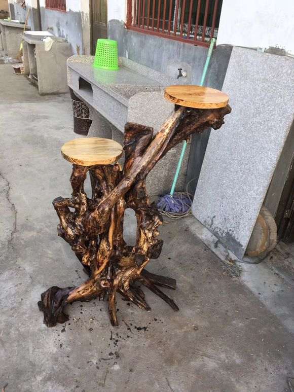 用榆树下山桩制作了一个花架 可以吗
