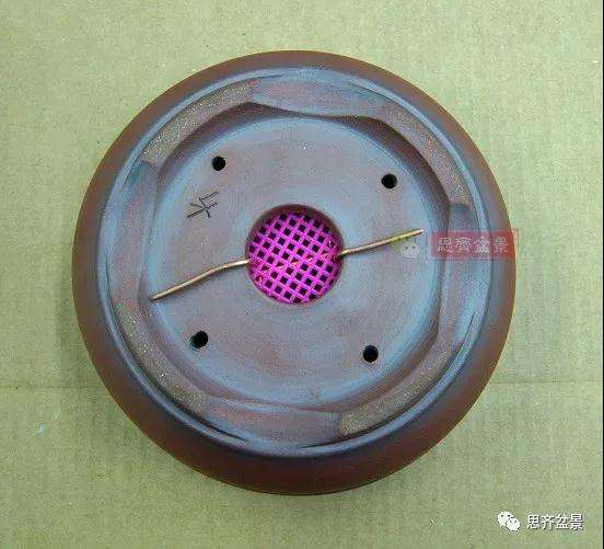 怎么用铝线固定盆景盆底漏网