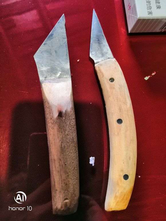 怎么使用清香木下山桩的嫁接刀 图片