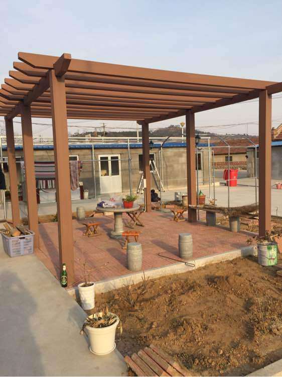 怎么给紫藤下山桩搭个花架的方法 图片