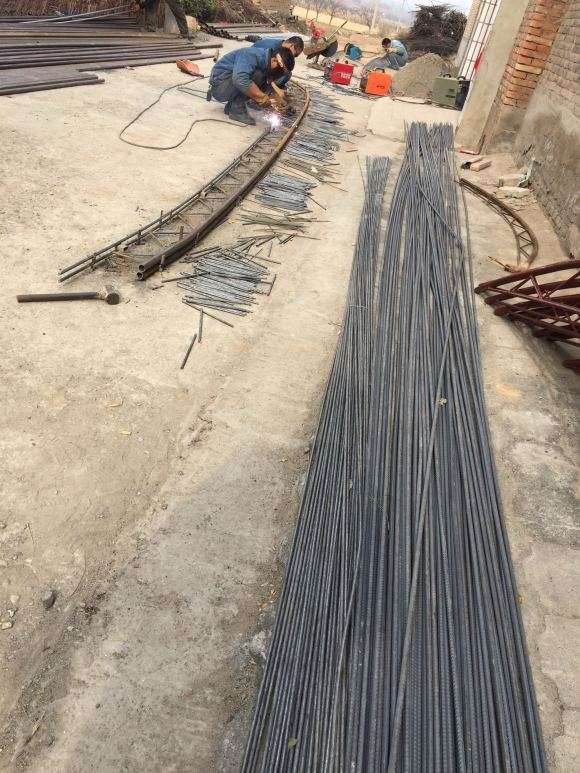 我在山西搭建多肉大棚的过程