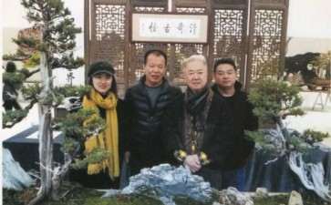 史佩元盆景作品展在苏州本色美术馆举行