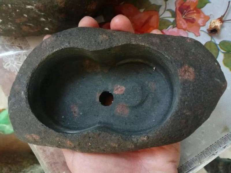 怎么用石头做多肉花盆的方法