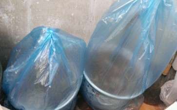 流苏下山桩用河沙和椰土 怎么套袋