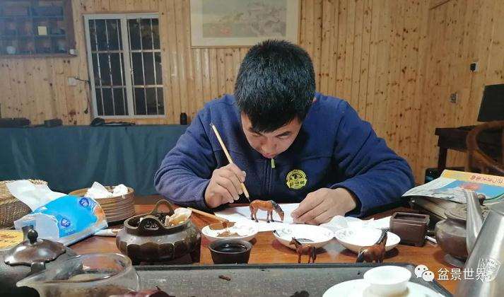 图解 水旱盆景《马栖松林》的制作过程