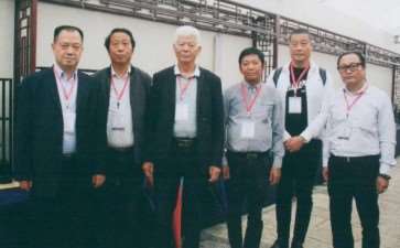 我代表盆景乐园网参加这次展会