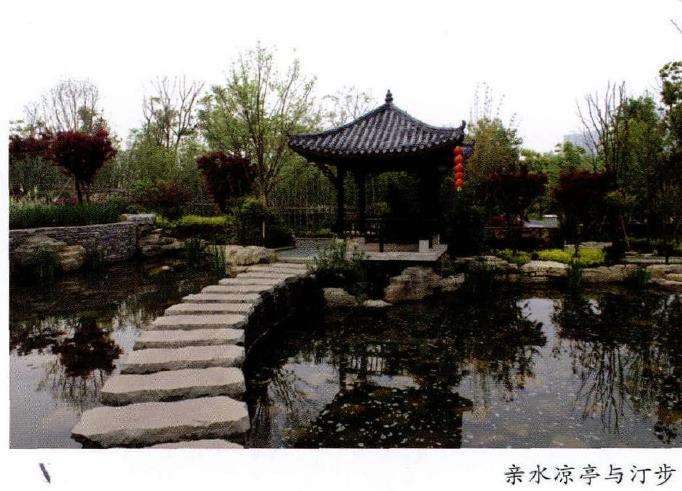 重庆园占地面积约3500平方米