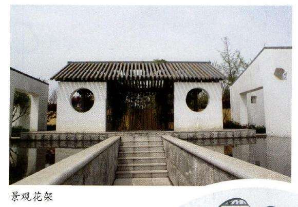 昆明园以两组景墙围合出庭院空间 图片