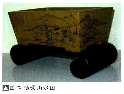 此盆器型设计简洁 盆壁平坦开阔