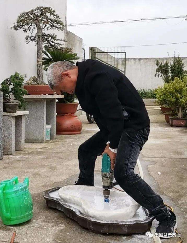 图解 姜文华怎么制作榆树山石盆景的15个步骤