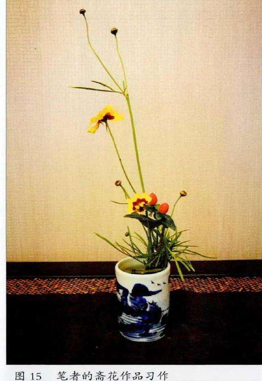 你了解插花花瓶的历史吗 图片