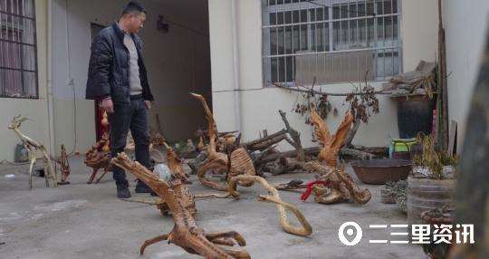 临渭90后小伙爱上根雕艺术4