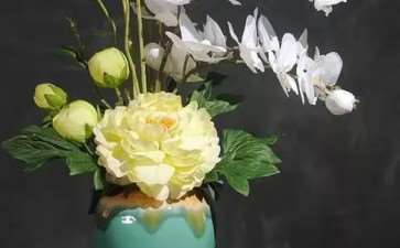 中国插花与日本花道的不同之处