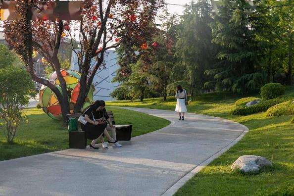 老年人公园绿地社会公平性的驱动因素研究