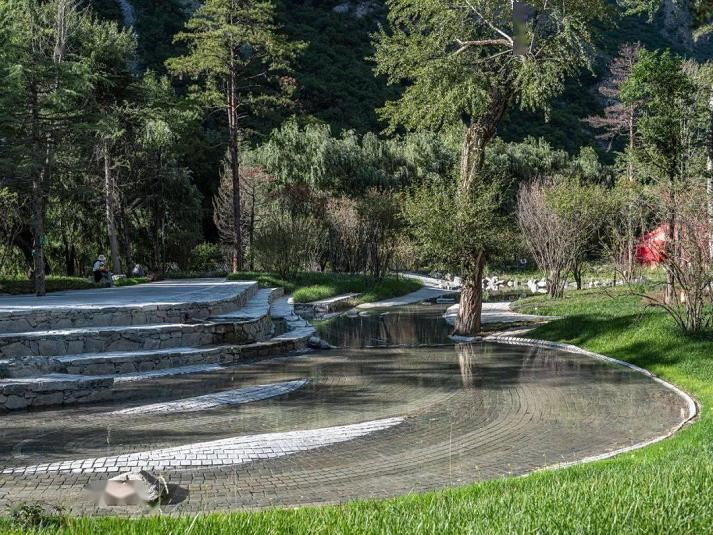 九寨景区林卡花园中的3仪式感与日常性