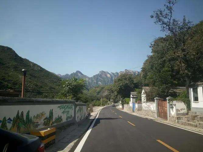 北京贾峪口村景观的3个现状
