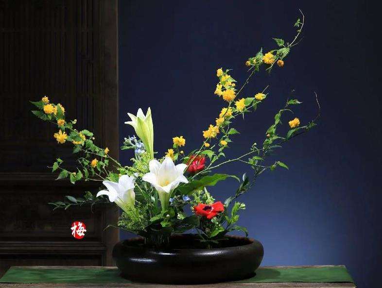 传统花艺技艺的传承与现代发展策略